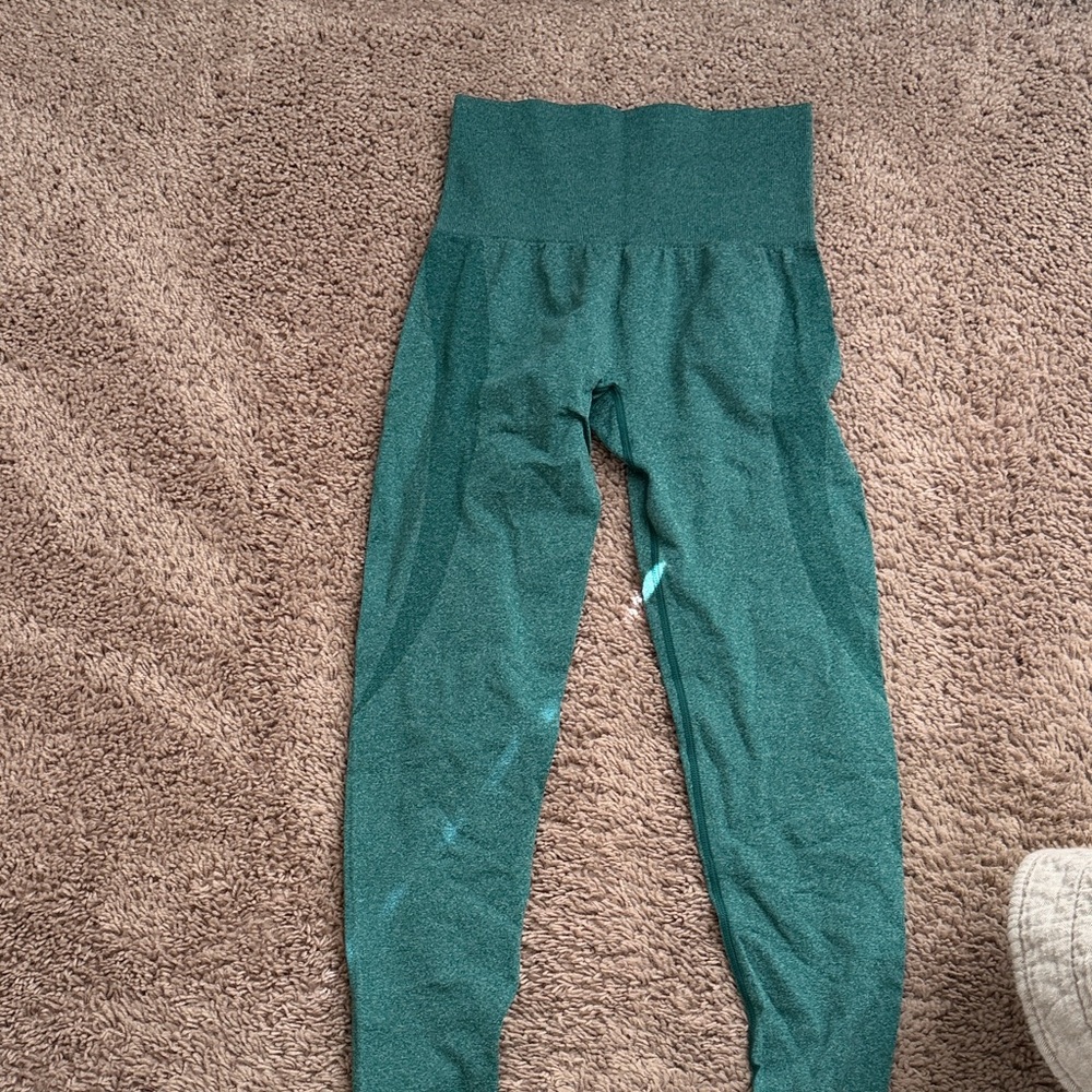 Athletic leggings